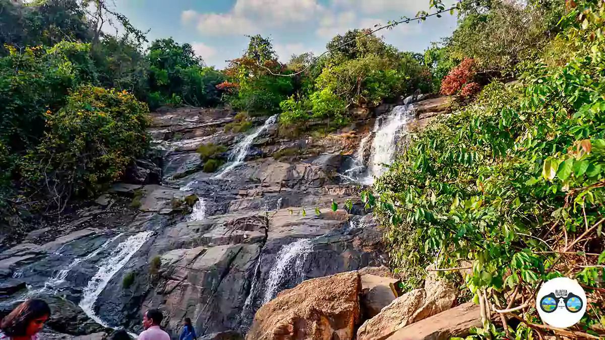 Bamni Waterfall Trekking