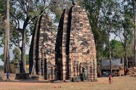 Ancient temples and historical heritage sites of Purulia