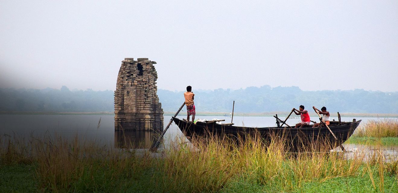 Submerged temple at Telkupi